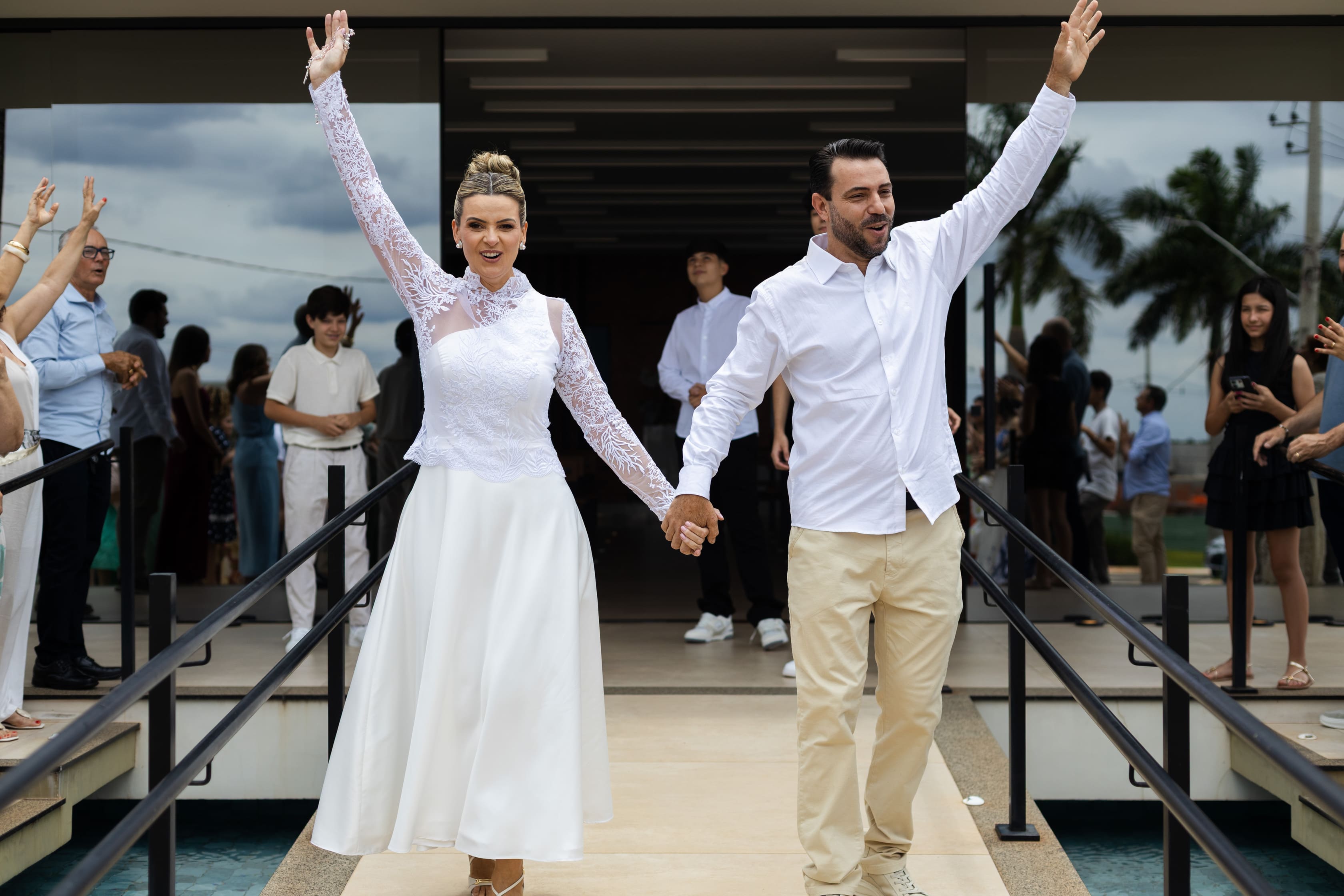 Noivos Cianorte - Saída da igreja