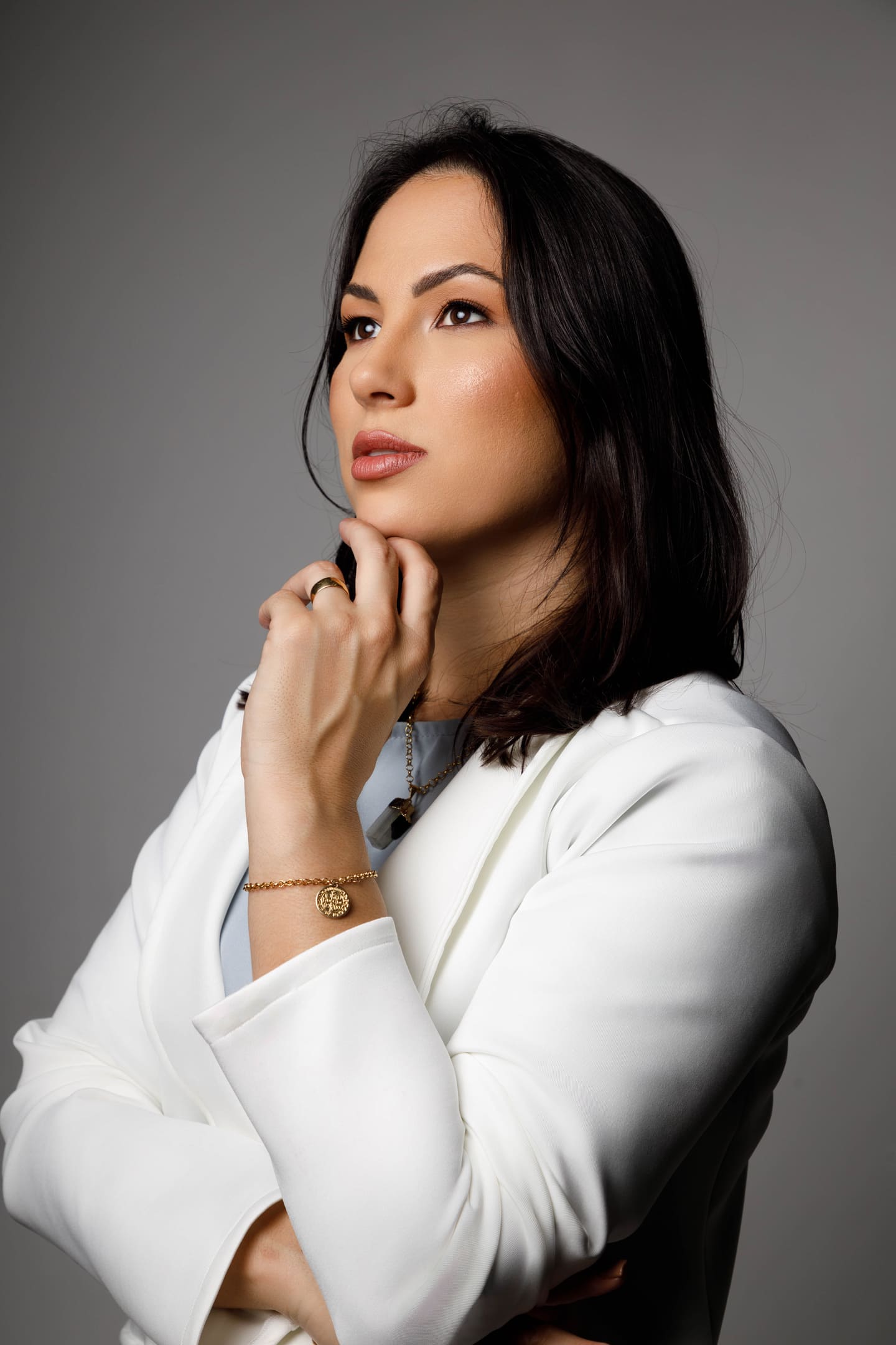 Retrato corporativo de Bruna Umbelino de Terra Boa no Estúdio Foco em Cianorte